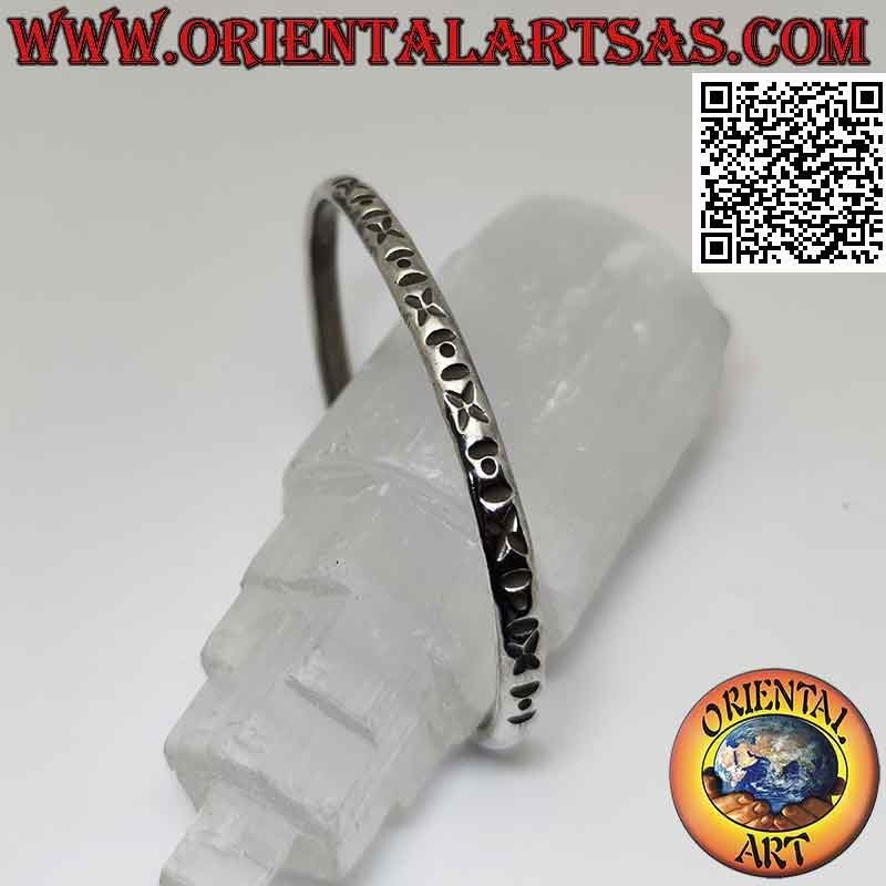 Bracciale rigido in argento 925‰ con "X" e "IoI" incise alternate