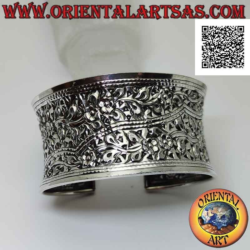 35 mm breites konkaves 925 Rigido Silber starres Armband mit handgemeißelten Blumenmotiven