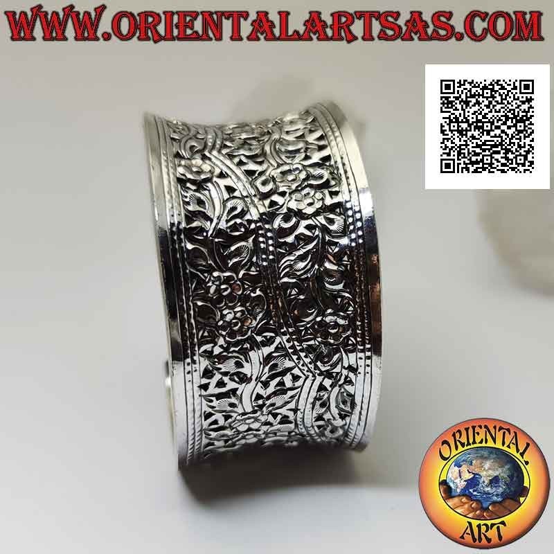 Pulsera rígida cóncava de plata rígida 925 de 35 mm de ancho con motivos florales cincelados a mano