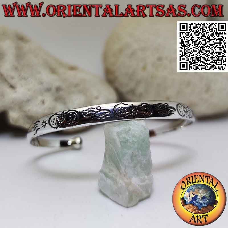 Bracciale rigido in argento 925‰ incisioni astrali e pallina terminale