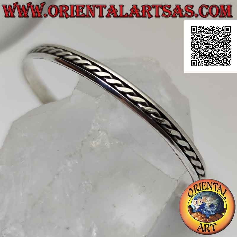 Rigid bracelet in 925 ‰ silver with interweaving of two wires in bas-relief along the center