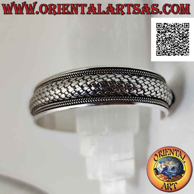 Breites starres Armband in 925 ‰ Silber mit abgerundetem Gewebe (Strohstil) zwischen den Flechten
