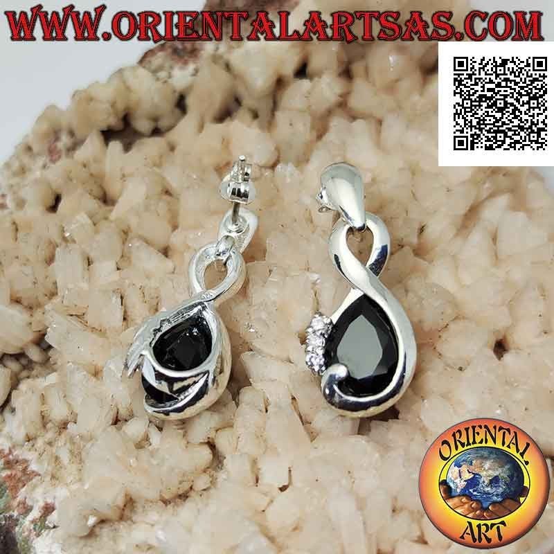 Orecchini in argento a forma di infinito con zircone spinello a goccia e tris di zirconi bianchi