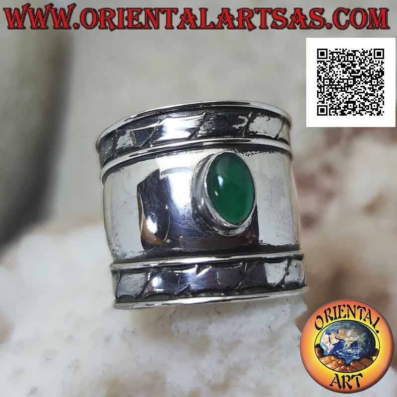 Wide band silver ring with oval green agate and oblique engravings on the sides, Bali