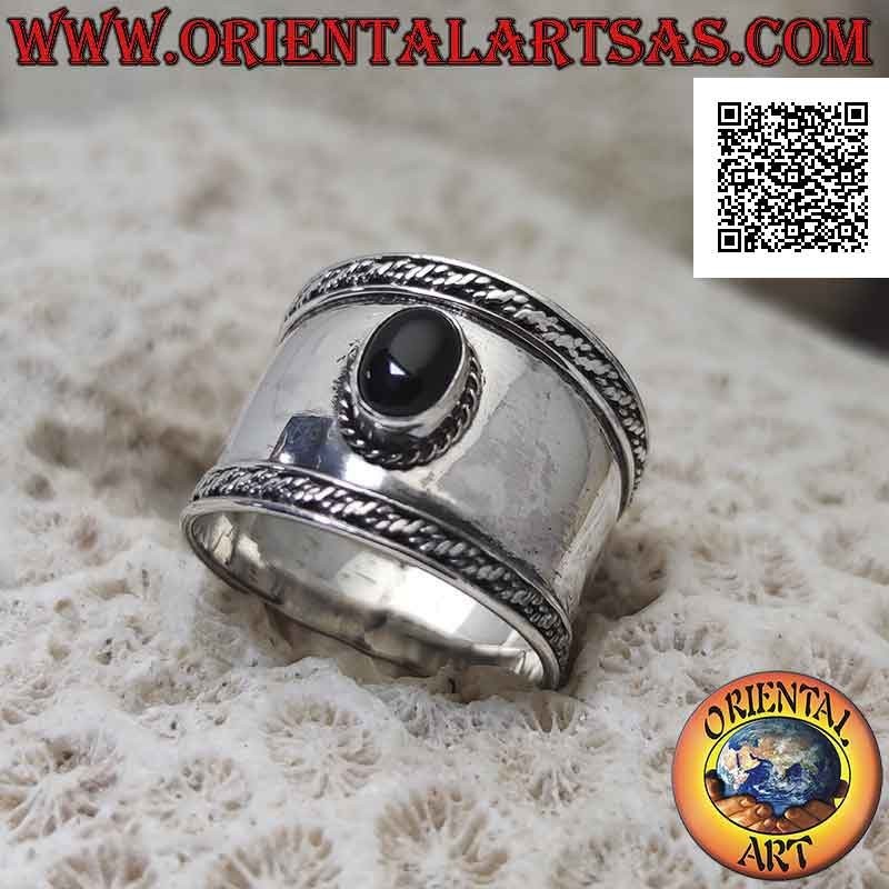 Bague large bande en argent avec onyx ovale et entrelacs sur les côtés, Bali (24)