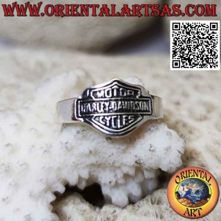 Bague en argent lisse avec logo "Harley Davidson" en bas-relief incurvé