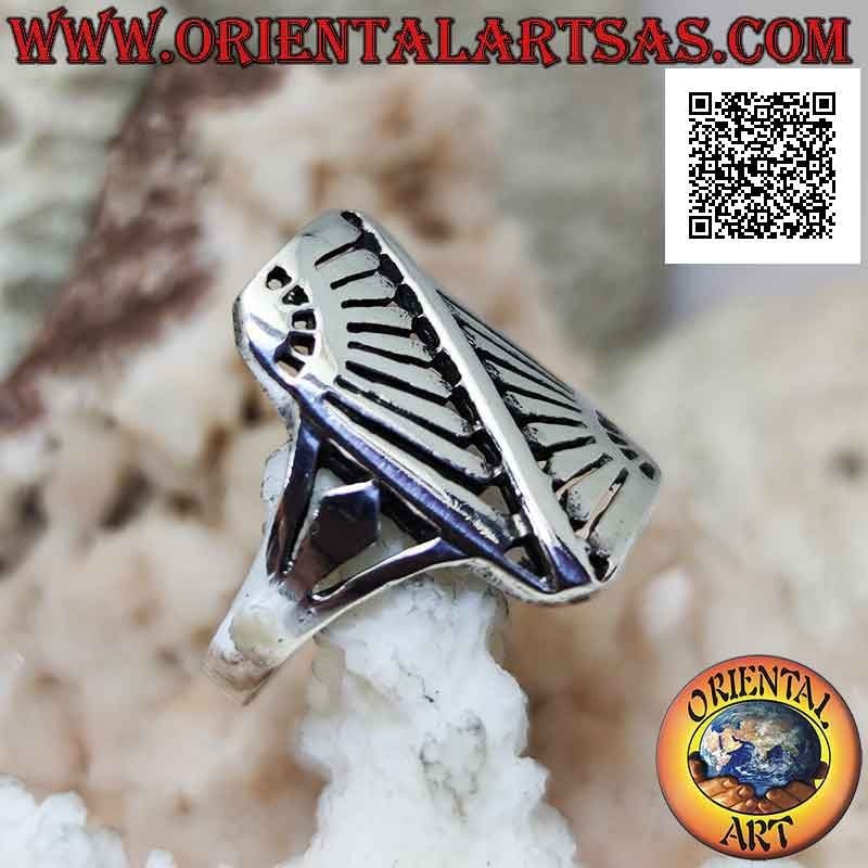 Anillo de plata rectangular con espejo oblicuo sol naciente grabado con calado