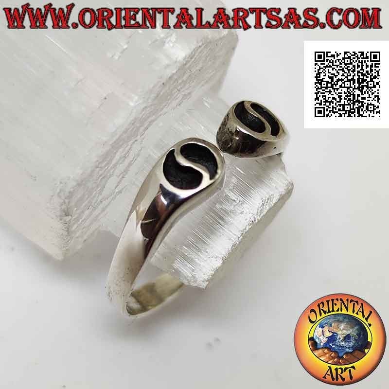 Anillo de plata abierto al frente con yin yang ahuecado (libre de mal y bien), ajustable