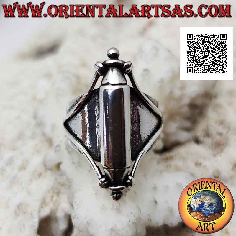 Smooth wide band silver ring with cylinder attached by two lines in relief