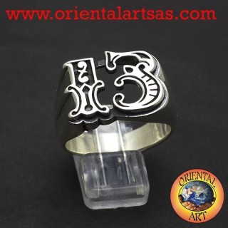 anello in argento tredici