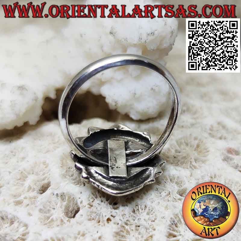 Anello in argento a fedina da 3 mm con sole nepalese sagomato agganciato