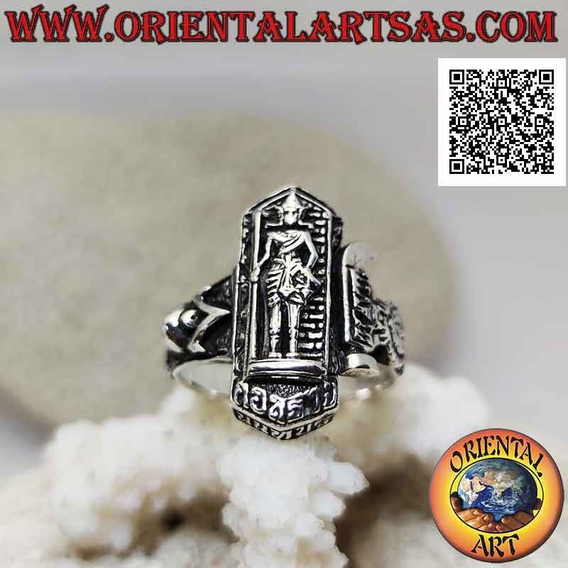 Anello in argento con Yaksha "il custode", uno dei 12 yak guardiani del Wat Phra Kaew di Bangkok
