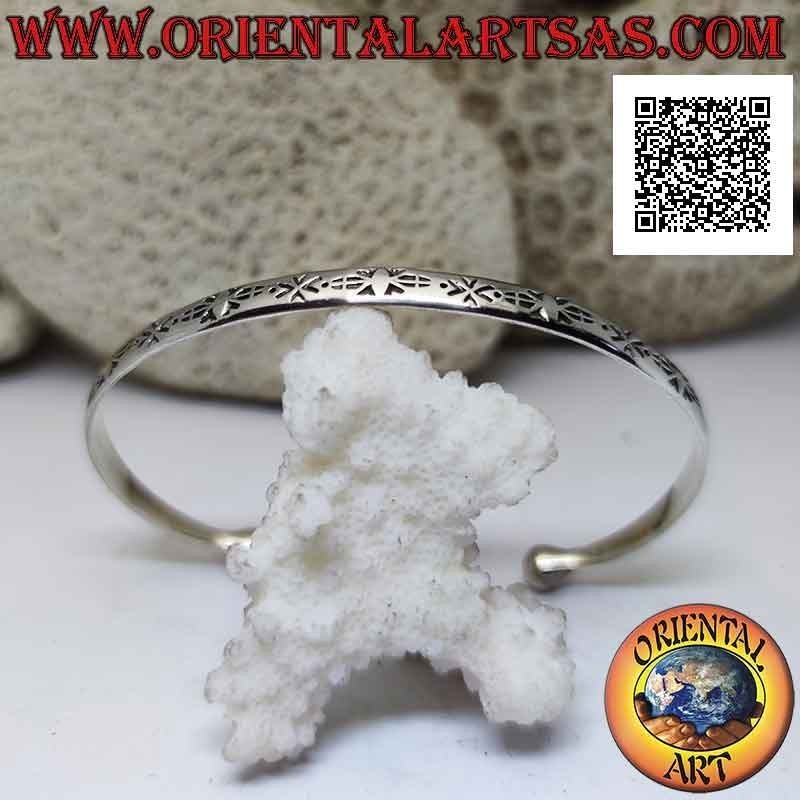 Bracciale rigido in argento 925‰ con poker di cuori, quadretti e V alternati incisi