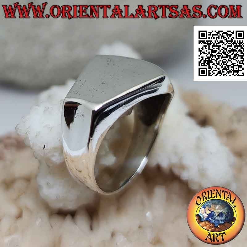 Bague en argent lisse avec trapèze isocèle en croix