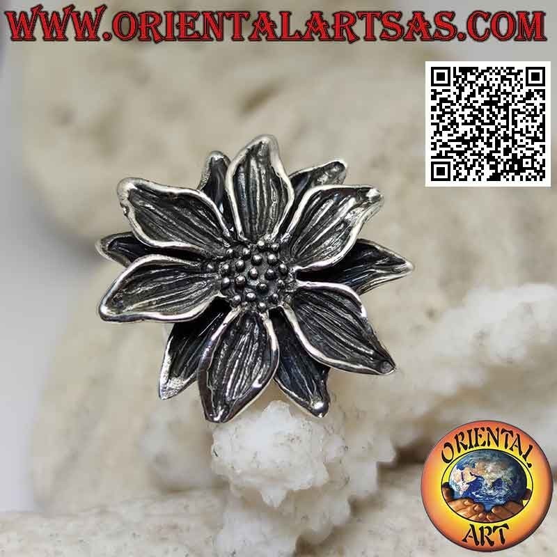 Anello in argento a forma di fiore di loto grande sagomato