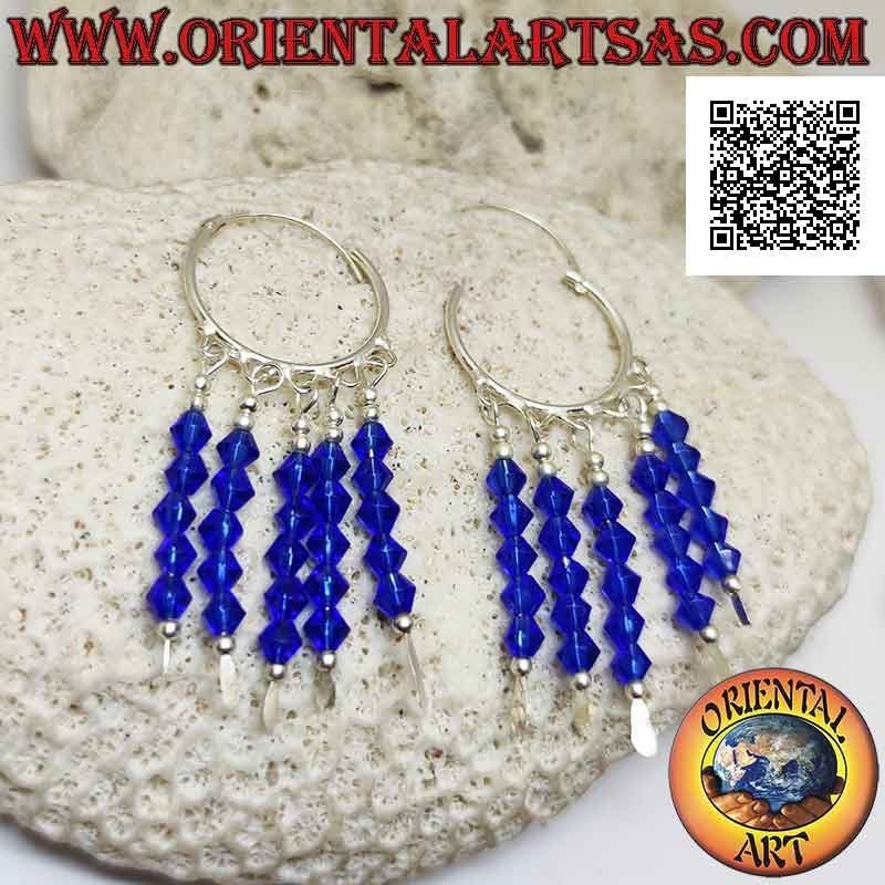 Orecchini in argento, cerchio liscio da 20 mm con 5 file di cristalli blu pendenti