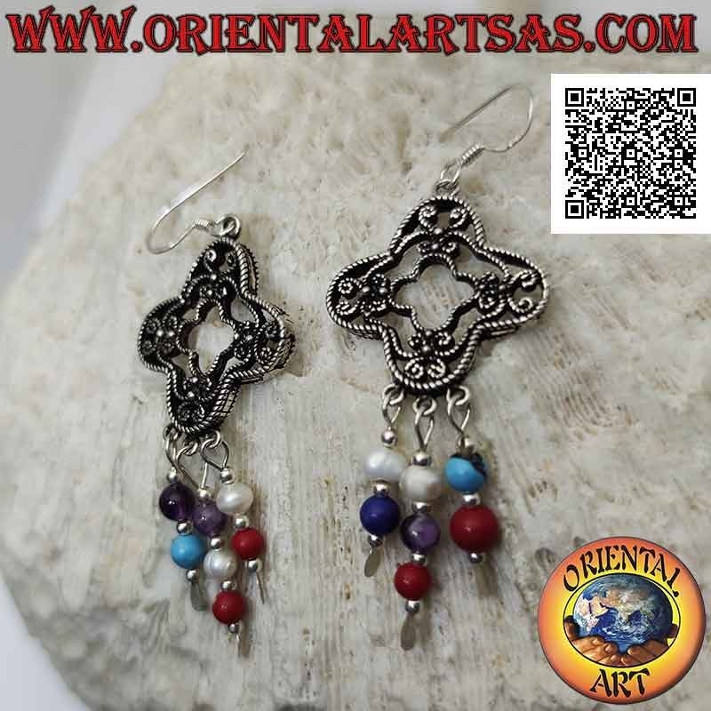 Boucles d'oreilles losanges rondes en argent décorées de filigrane avec pendentifs en perles multicolores et argenté