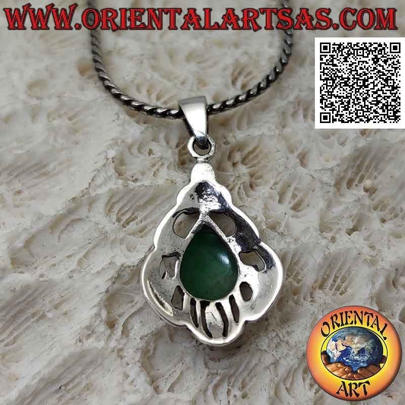 Colgante de plata con gota de malaquita rodeada de decoración perforada tachonada de marcasita