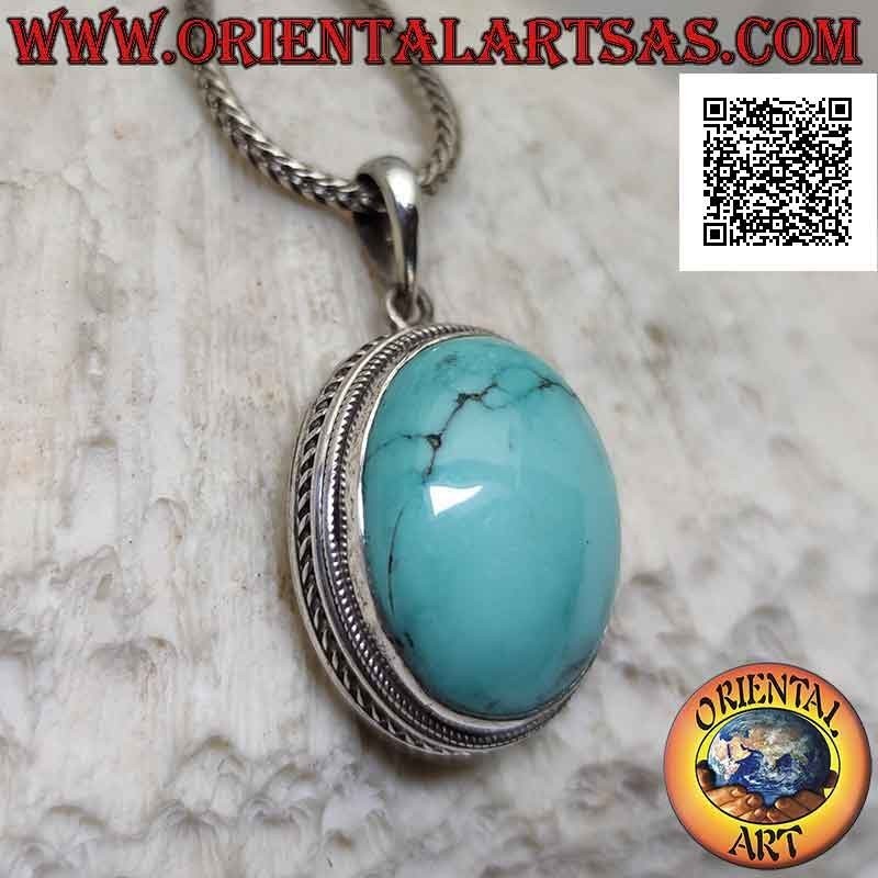 Ciondolo in argento con turchese antico ovale cabochon contornato da intreccio elicoidale (grande)