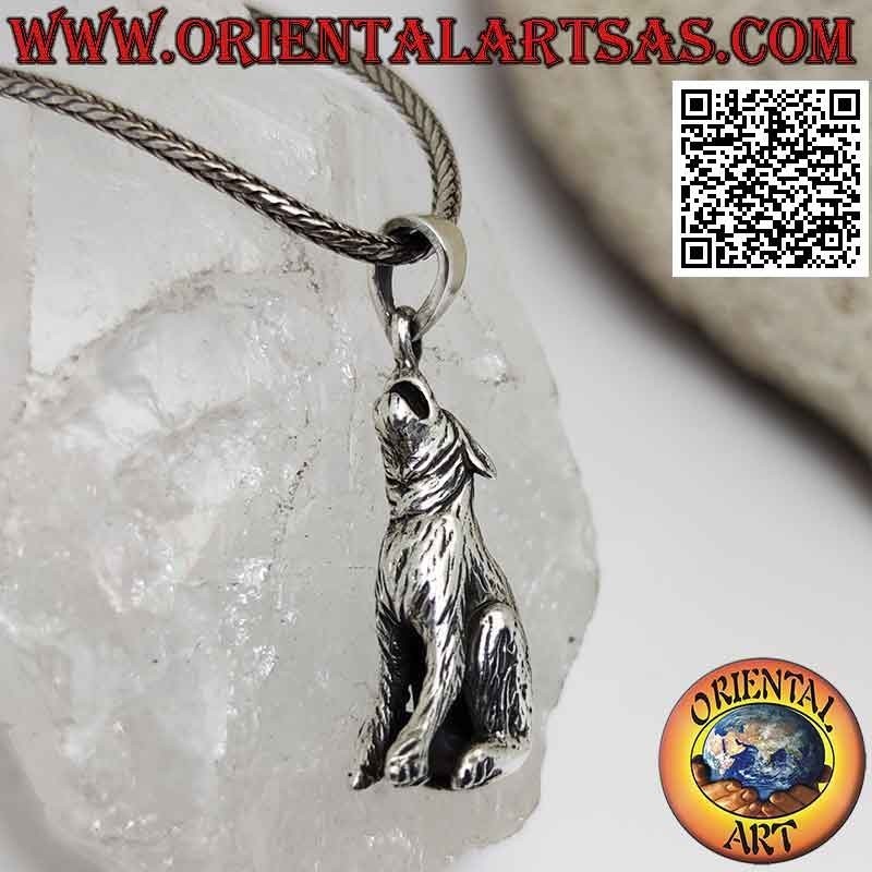 Colgante de plata en forma de lobo aullador tridimensional