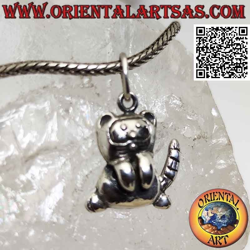 Pendentif en argent en forme de castor (anime)