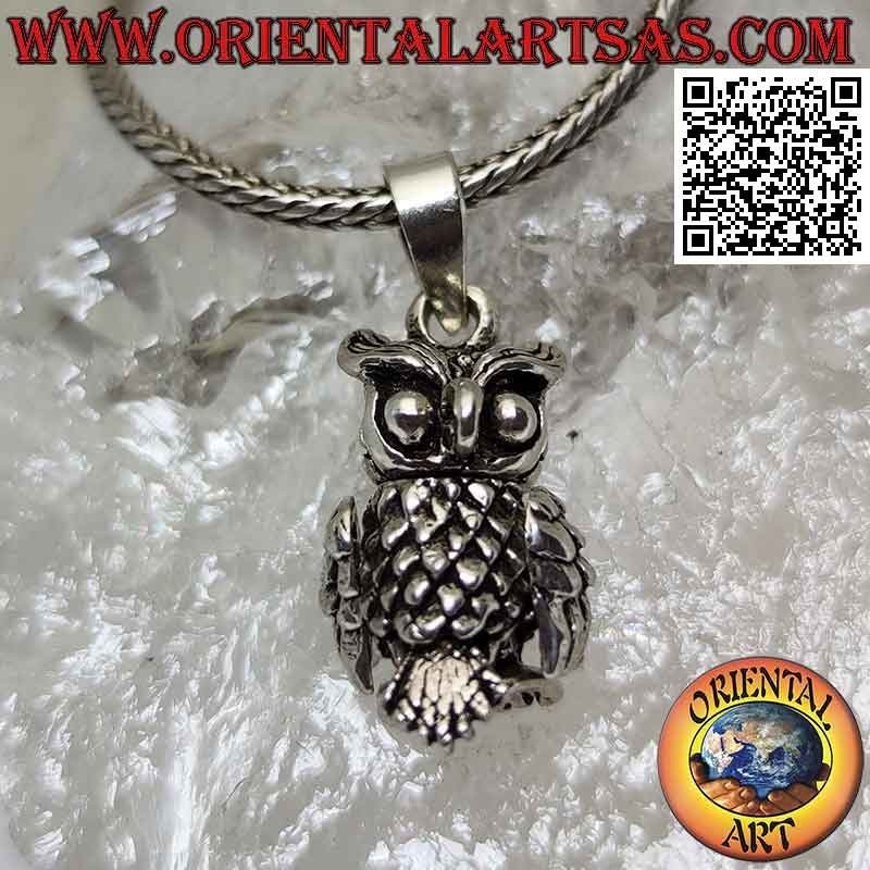 Silver pendant in the shape of a three-dimensional mobile owl (small)