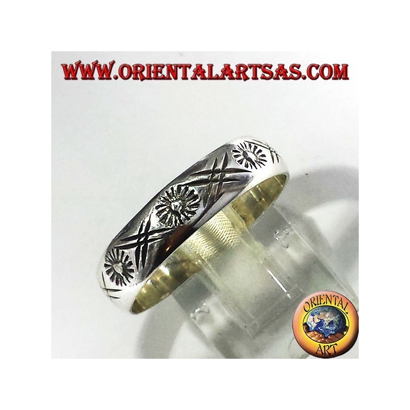 anillo de boda grabada mano sol de plata