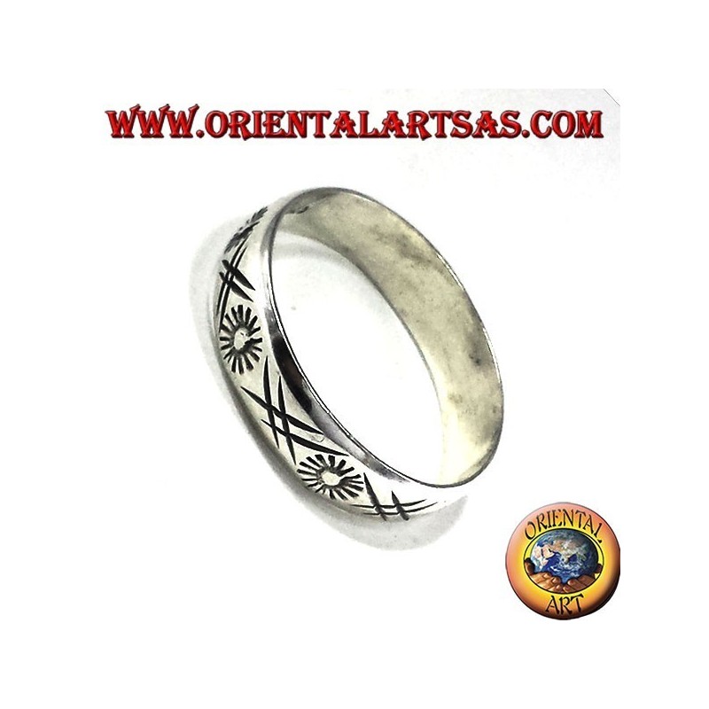 anillo de boda grabada mano sol de plata