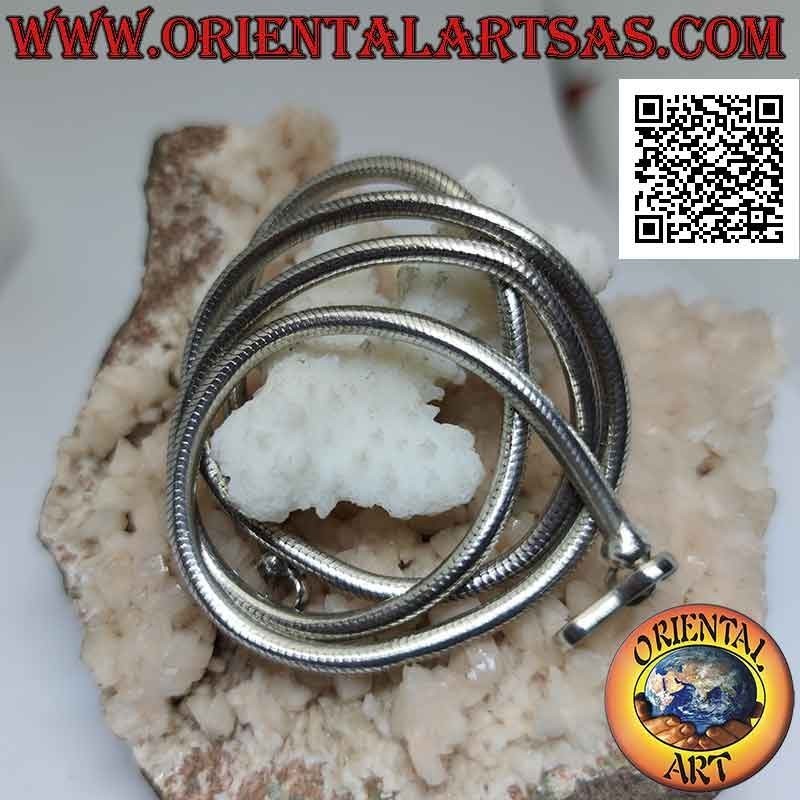 Collar de plata de 700 ‰ con eslabón "serpiente" de 54 cm x 3 mm
