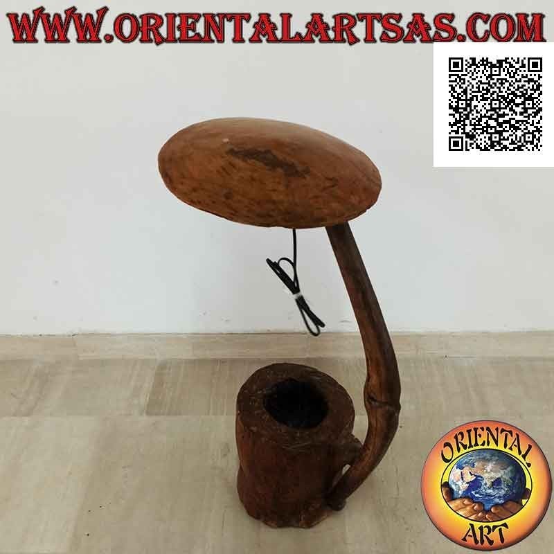 Lampada cilindrica ad ombrello realizzata con antichi mezzi di carri in legno massello