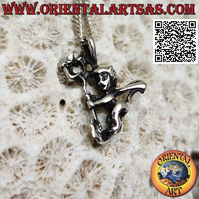 Colgante de plata en forma de diablo con tridente (tridimensional)