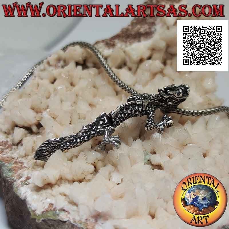 Silberner Anhänger in Form eines orientalischen (chinesischen) Drachen integral dreidimensional beweglich