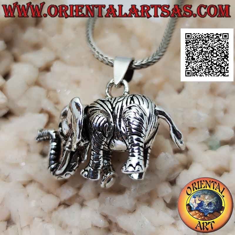 Pendentif en argent en forme d'éléphant en trois dimensions, entièrement mobile (déplace la tête, les pattes et la queue)