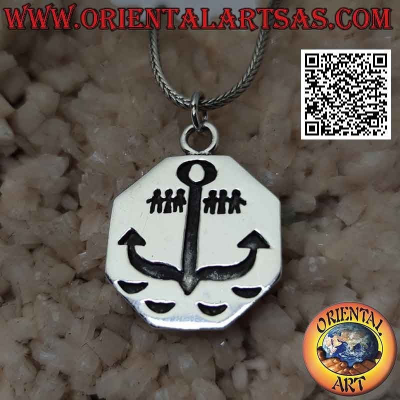 Silver pendant, smooth octagonal plate with engraved anchor and sailors
