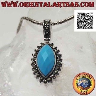 Pendentif en argent avec pâte turquoise navette facettée entourée de marcassite