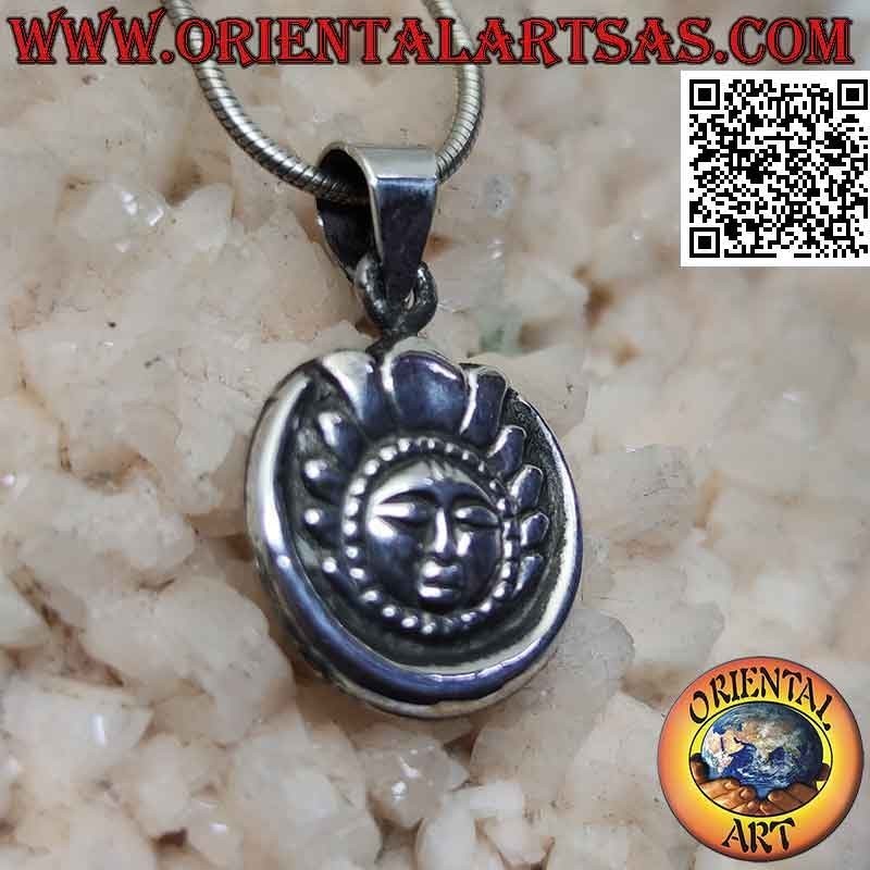 Colgante de plata, sol con cara en la luna en estilo nepalí (Ø 15 mm)