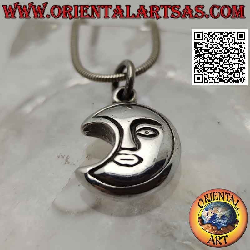 Silver pendant, double-sided rounded crescent with engraved half face