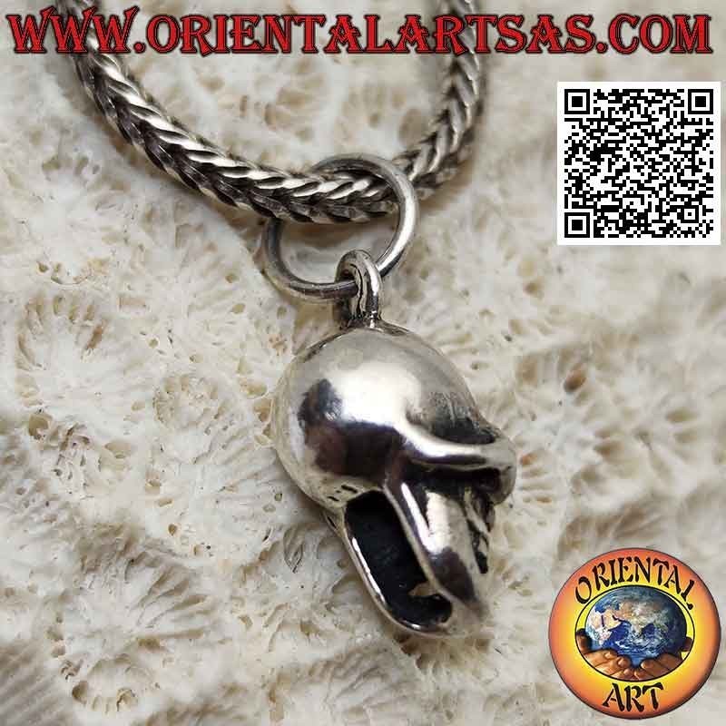 Silver pendant in the shape of a three-dimensional skull with wide open eyes (small)