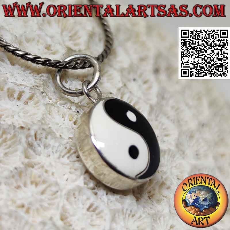 Silver yin yang pendant "Tao" 12 mm Ø