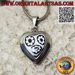 Colgante de plata, corazón con murrina (blanco y negro) y borde liso