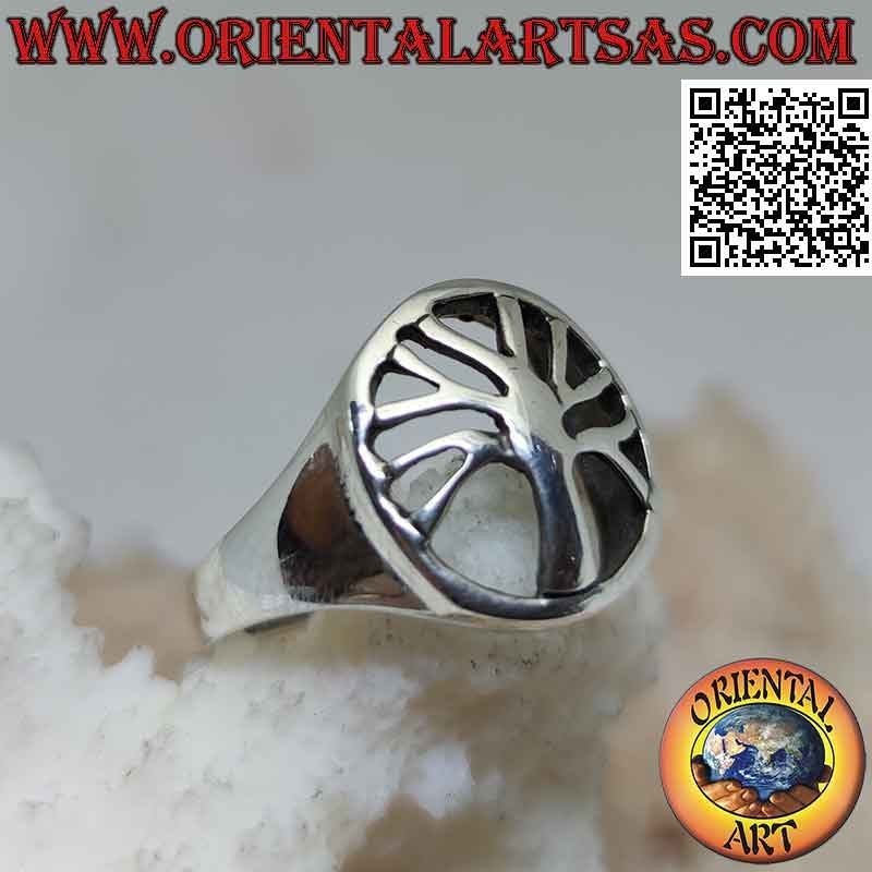 Anillo de plata lisa con árbol de la vida en el círculo calado (mínimo)