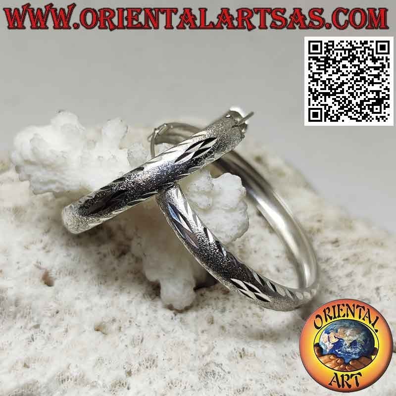 Silver earrings with a large diamond-coated and satin-finished circle of 42 mm Ø