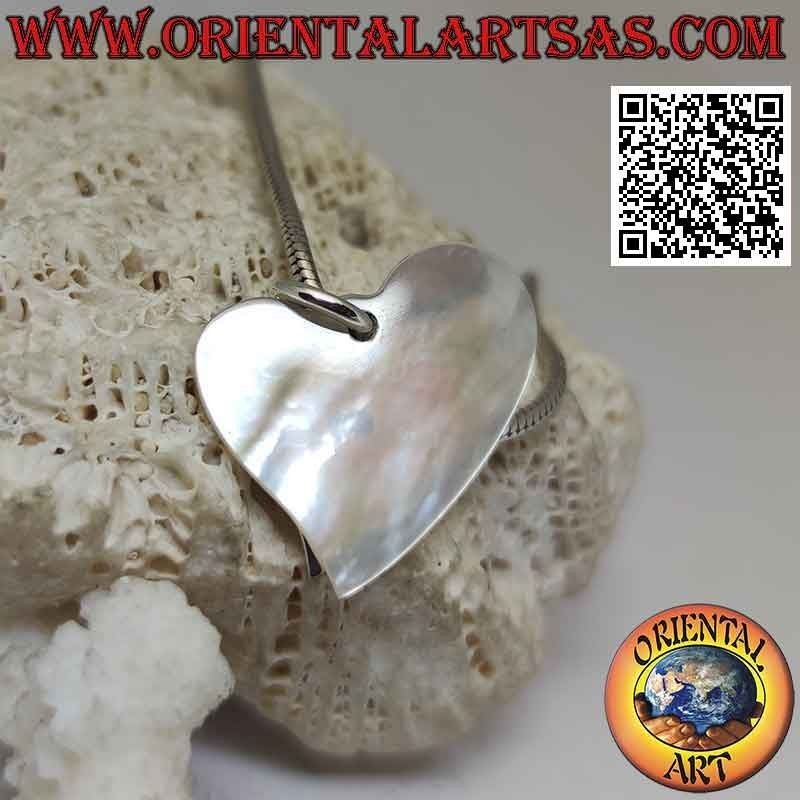 Colgante de plata, corazón plano liso superpuesto a uno de nácar