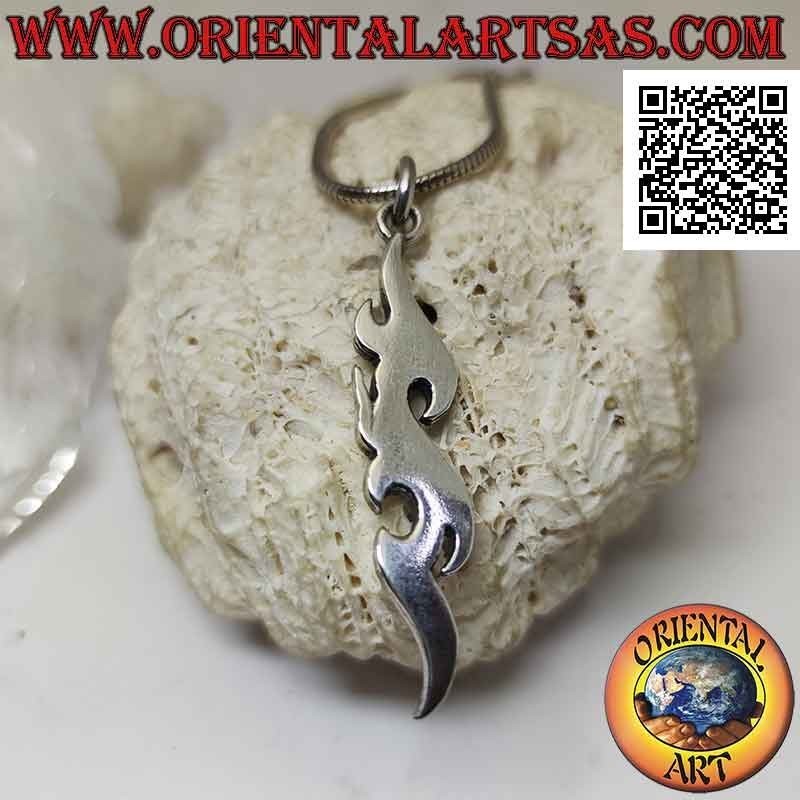 Pendentif en argent, tribal maori allongé