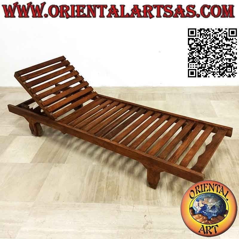 Tumbona de playa con ruedas de madera de teca