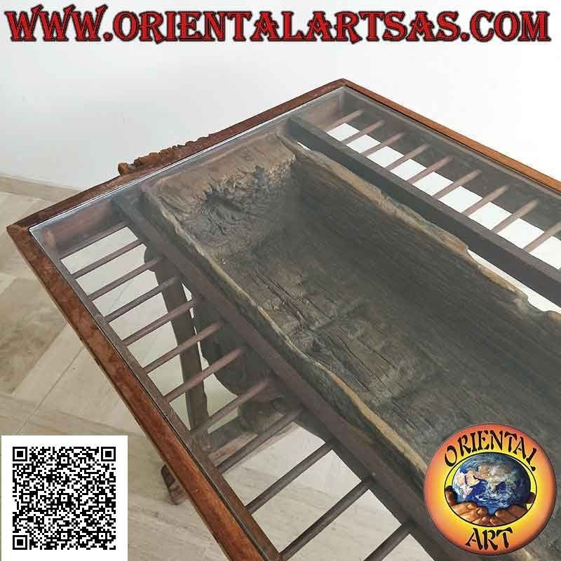 Table with glass top in the trunk in antique teak wood recycled from agricultural vehicles (90h x 180x65)
