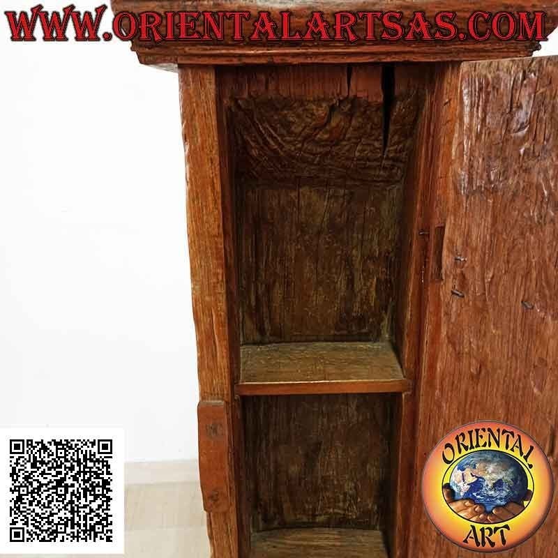 Cabinet primitif avec compartiment secret en bois de teck antique recyclé d'un mortier et d'un canoë