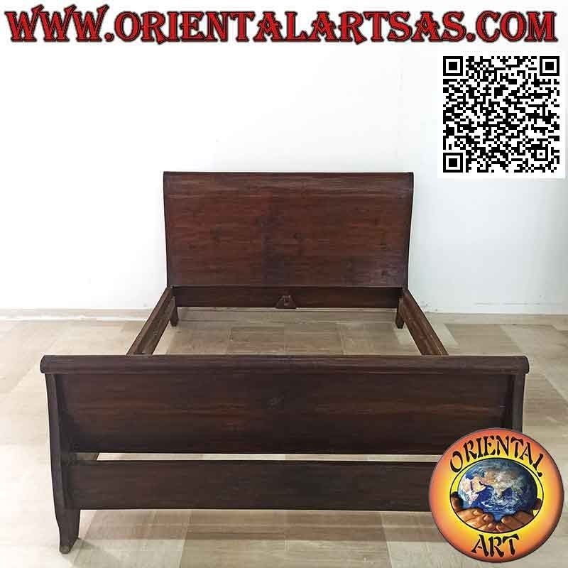 Letto matrimoniale a barca in stile etnico in legno di teak