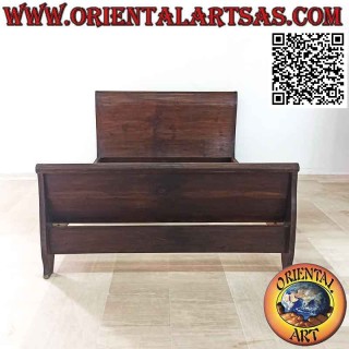 Doppelbett im ethnischen Stil aus Teakholz