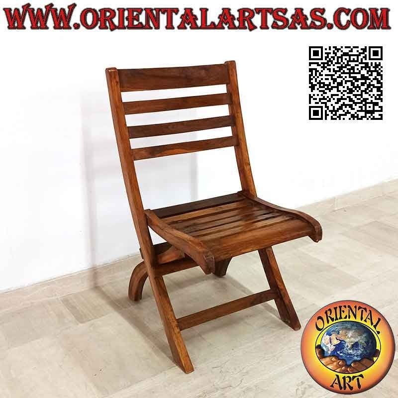 Classic folding chair in teak wood